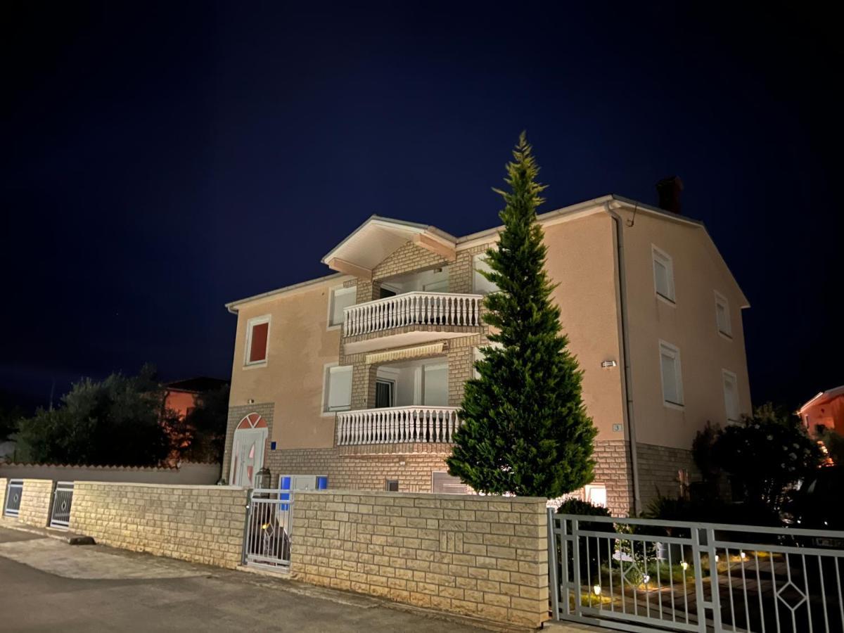 Apartments Ban Galizana Exterior photo